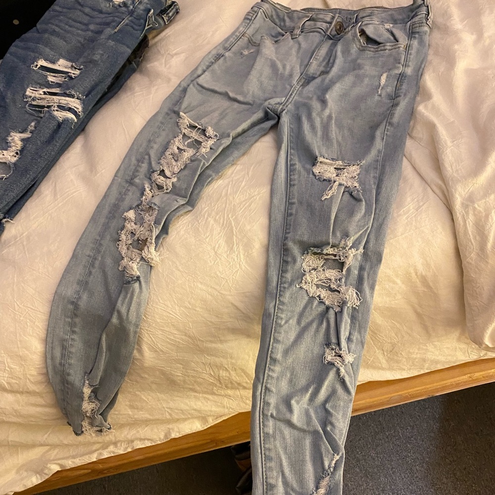 American eagle skinny ripped jeans